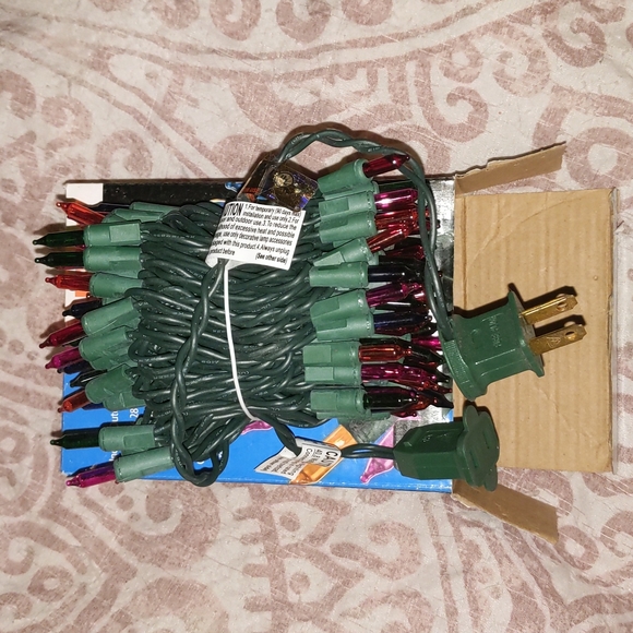 SALE SYLVANIA Mini Christmas Tree Holiday 100 Mini Lights, Multicolor - Picture 4 of 4